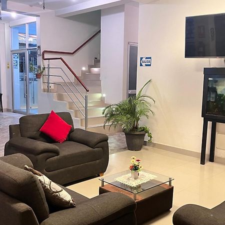 Residencial Marina House Hotel Tarapoto Ngoại thất bức ảnh